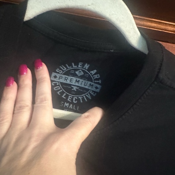 Men's Black Skull Graphic Tee - Picture 3 of 3